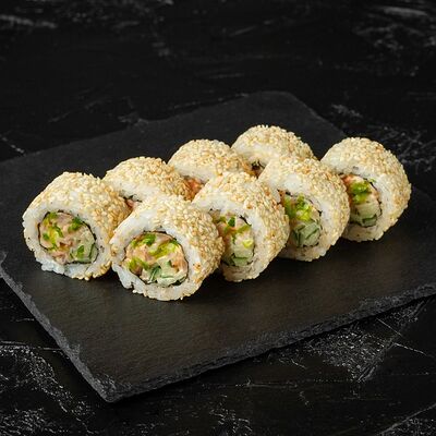Ролл с острым окунем в Sushi House по цене 390 ₽