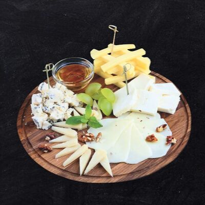 Сырное плато в Chill Zone по цене 850 ₽