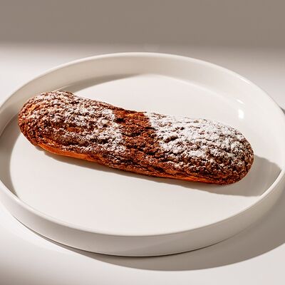 Эклер Шоколадный в Дим Кофе Скрябина по цене 210 ₽