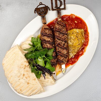 Кебаб из ягненка с соусом матбуха в Dizengof/99 по цене 990 ₽