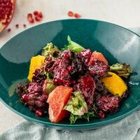 Теплый салат с куриной печенью в Винегрет
