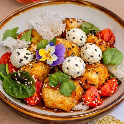 Салат с жареными баклажанамив Мархаба Халяль по цене 636 ₽