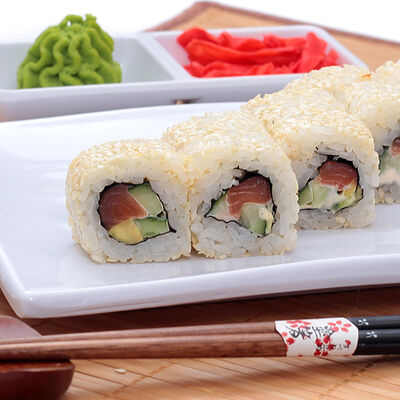 Ролл Кимчи острый лосось в Sushiwoker по цене 435 ₽