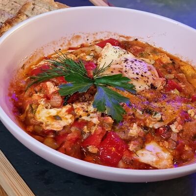 Яичница, пережаренная с помидорами в Щербет по цене 481 ₽