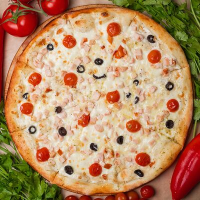 Пицца Цезарь в Pizza Shop по цене 580 ₽