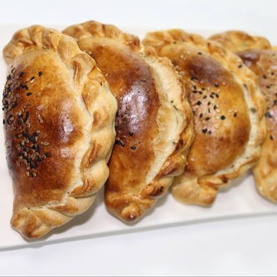 Самса с курицейв Синьор диор по цене 170 ₽