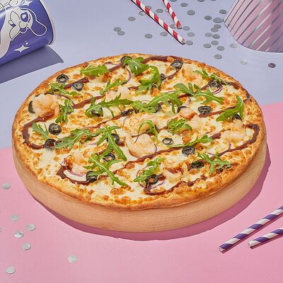 Пицца Гурмэ с креветкой на тонком тесте в Dostaевский по цене 815 ₽