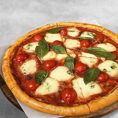 Пицца Маргарита в MaMa Mia по цене 470 ₽