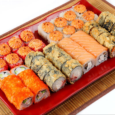 Сет Микс в Sushiwoker по цене 2399 ₽