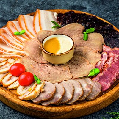 Домашние мясные деликатесы в Щепка по цене 1400