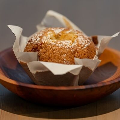 Кекс с изюмом в Наш Лаваш по цене 105 ₽