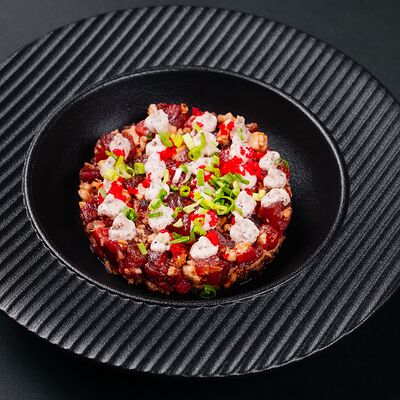 Тартар Трио с трюфельной пастой в Umami по цене 990 ₽