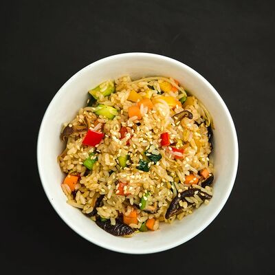 Рис с овощами вегетарианский в Mashita по цене 480 ₽