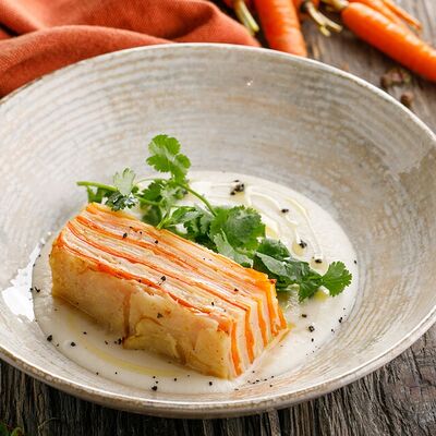 Гратен из корнеплодов с кремом из сельдерея в Маймун по цене 350