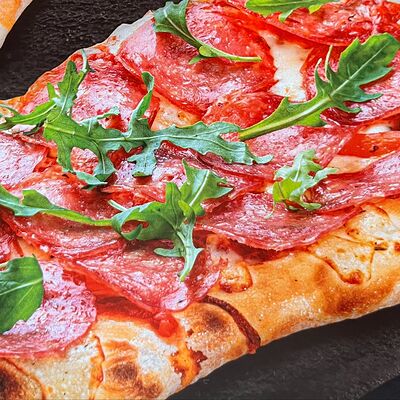 Римская пицца Карбонара в Чайхана по цене 700 ₽