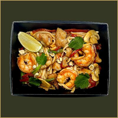 Wok Пад-тай в Happy Fish Premium по цене 732 ₽