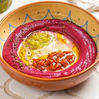 Хумус свекольный в Maroon