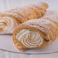 Пирожное Трубочка с белковым кремом в MaxBakery