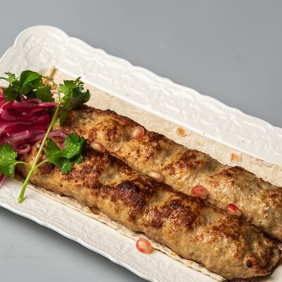 Люля-кебаб из филе бедра курицыв Мясник travel по цене 570 ₽