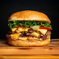 Логотип Rebro мясо & бургеры