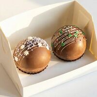 Шоколадная бомбочка с какао и маршмеллоу в Chocoroom