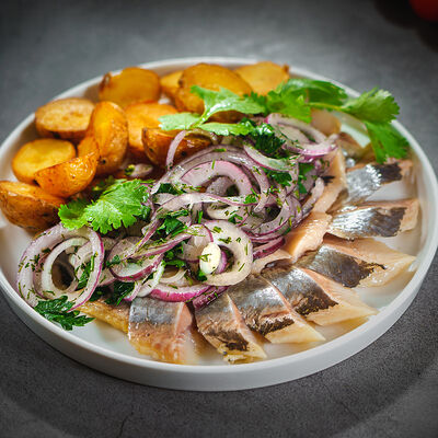 Селедка с картофелем бейби в Inyan по цене 463 ₽