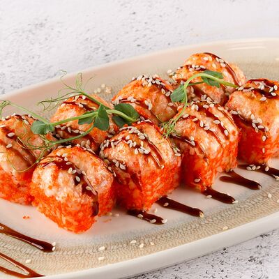 Запеченный ролл с крабом и лососем в Близкие по цене 540 ₽