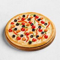 С копчёной сёмгой средняя в Пиццафабрика