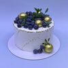 Торт с ягодами золотые шары в Шашлык & Пицца по цене 7000