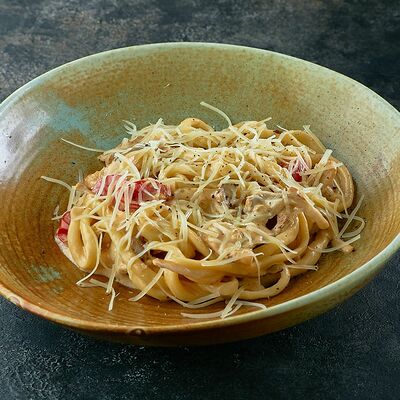 Спагетти Карбонара в Пряности & Радости на Васильевском по цене 690