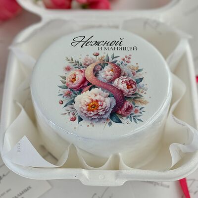 Бенто-торт на 8 марта для прекрасной девушки в Tort4u по цене 1590 ₽