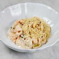 Паста с креветками и гребешком в Икра