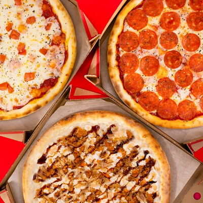 Пицца классик 30см в Камикадзе по цене 2172 ₽