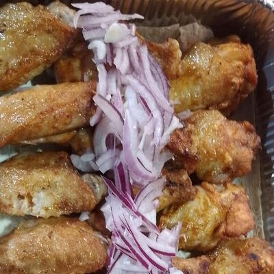 Шашлик из куриных крылышек в Doner & Grill Шашлык шаурма по цене 295 ₽