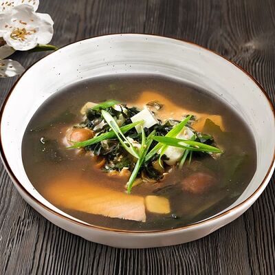 Мисо-суп с лососем в Вкусные Суши Premium по цене 199