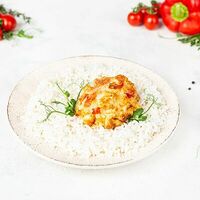 Азу из курицы под сырным соусом с рисом в У Палыча. С пылу, с жару!