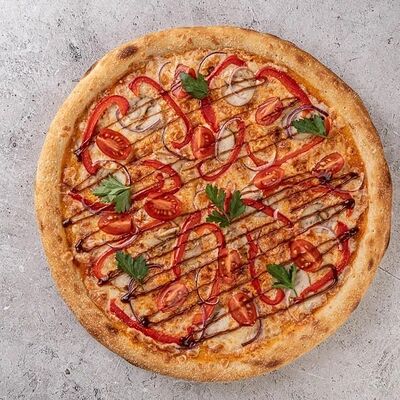 Пицца с цыпленком BBQ 25см в Бали по цене 600 ₽