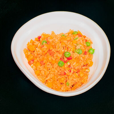 Жареный рис с овощами в Mr. Lee по цене 1100 ₽