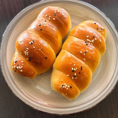 Сосиски в тестев Mangal House по цене 100 ₽