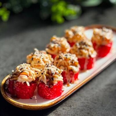 Red Poke авторский в Poke Poke по цене 1134 ₽
