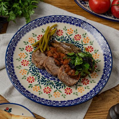 Томлёная баранина с печёными баклажанами и черемшой в Ресторан-сыроварня Брынза по цене 1230 ₽