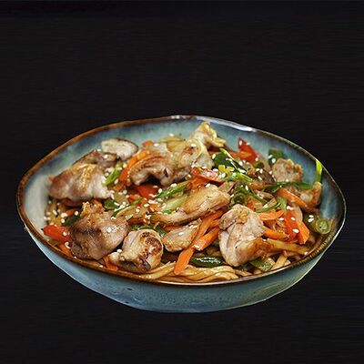 Вок с курицей в Настроение есть по цене 427 ₽