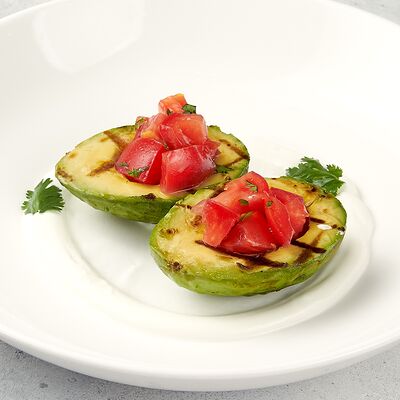 Авокадо на гриле с томатамив Cutlet by El Gauchito по цене 750 ₽