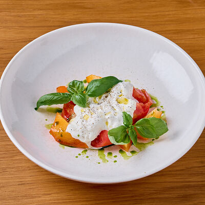 Страчателла с томатами и хурмой в Клёво по цене 630 ₽