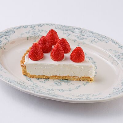 Клубничный тарт в Mela по цене 800 ₽