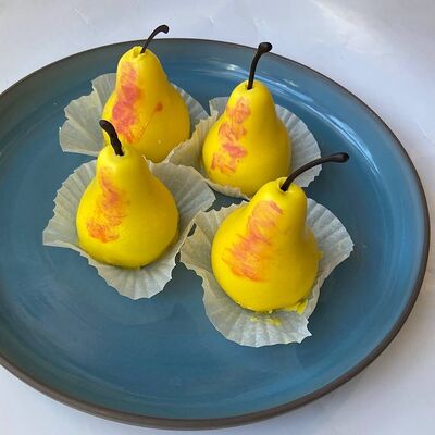 Пирожное Груша в Самовар на Минусинской по цене 155 ₽