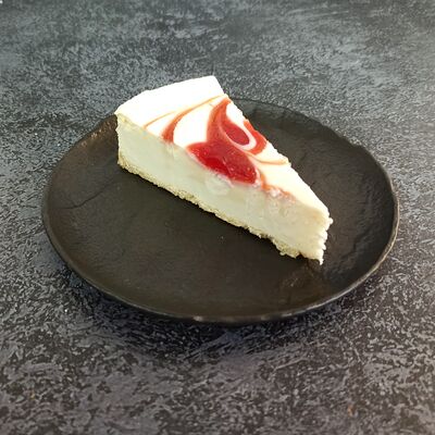 Чизкейк клубничный в Тако по цене 216 ₽