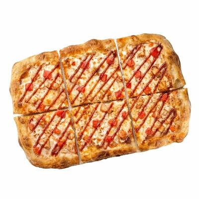 Пицца Римская Чикен BBQ 30х20см в Ernies Pizza & Burgers & Shawarma по цене 890 ₽