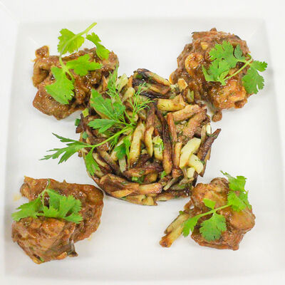 Чахохбили из курицы в Bon Bon по цене 780 ₽