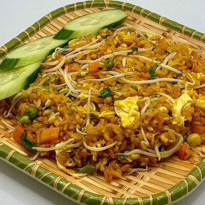 Вегетарианский жареный рисв Viet House по цене 650 ₽